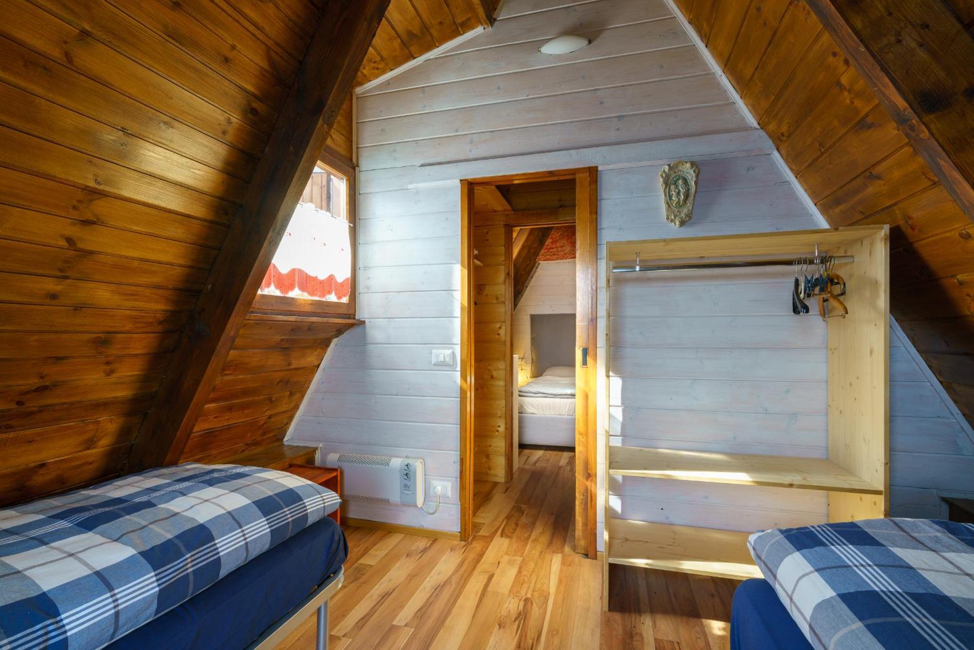 Agriturismo Giacomino Gera Lario Luaran gambar