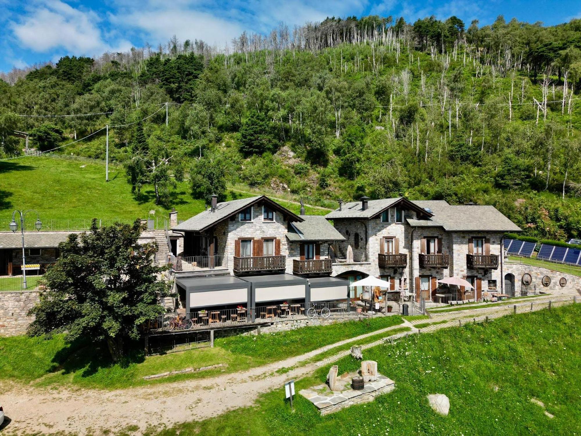 Agriturismo Giacomino Gera Lario Luaran gambar
