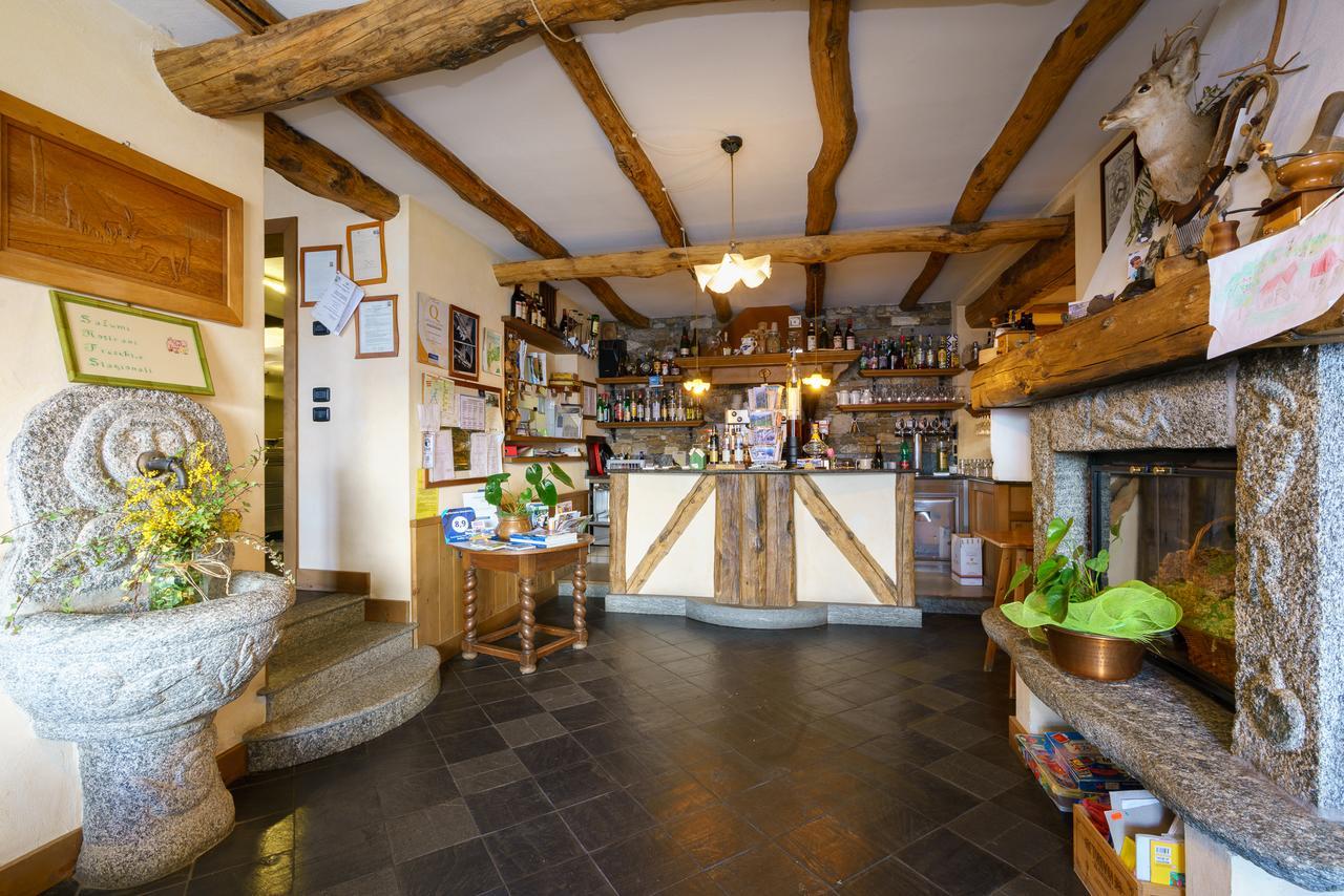Agriturismo Giacomino Gera Lario Luaran gambar